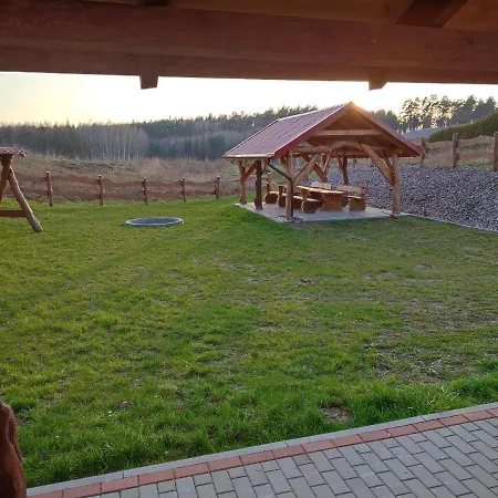 Nyaraló Pod Sosnami *